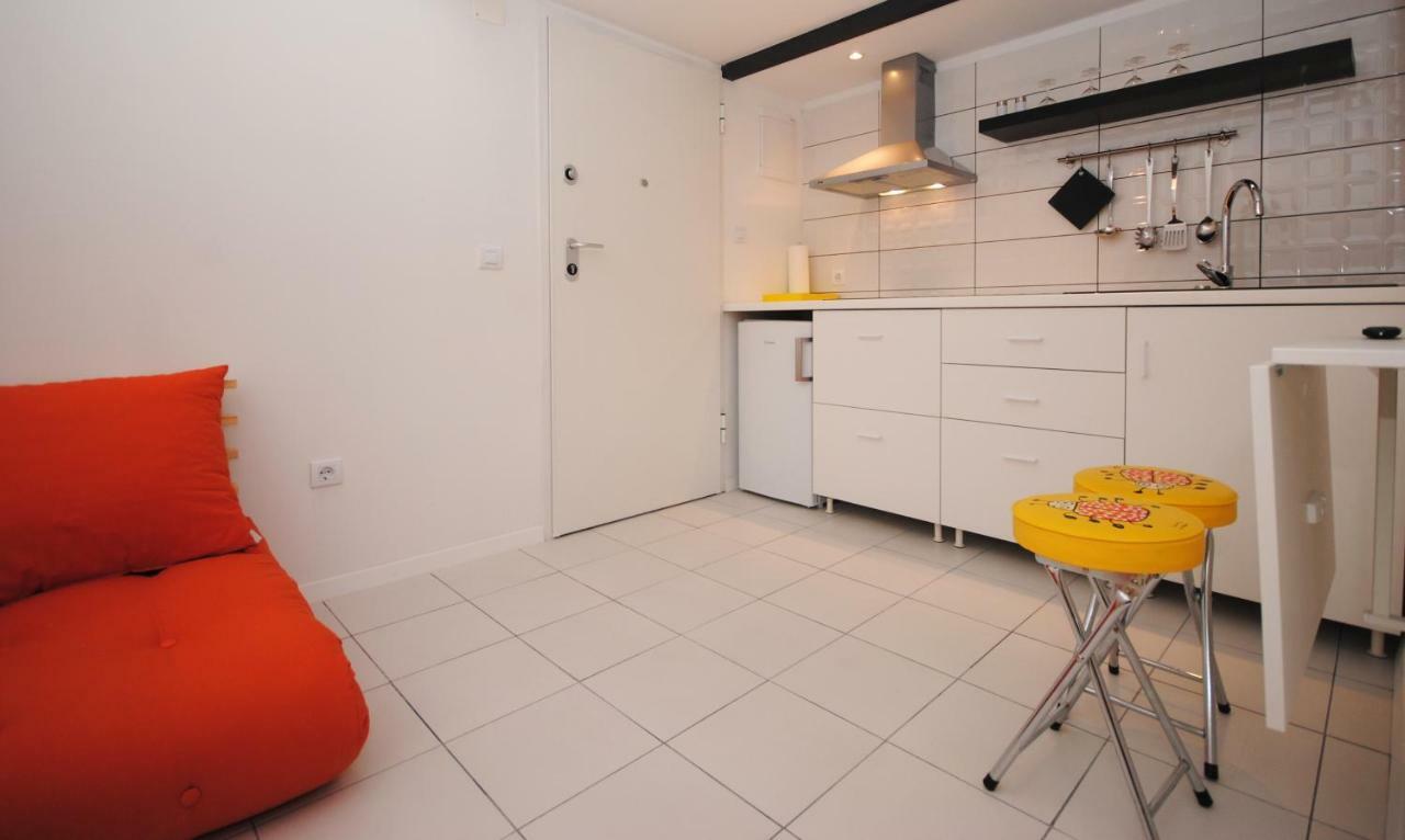 Studio Porta Split Buitenkant foto
